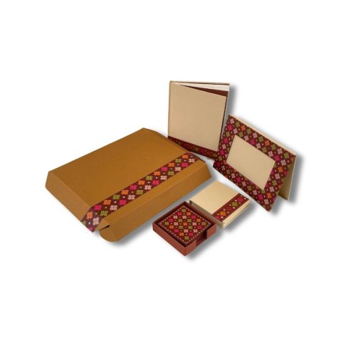 Phulkari Gift Set (Maroon)