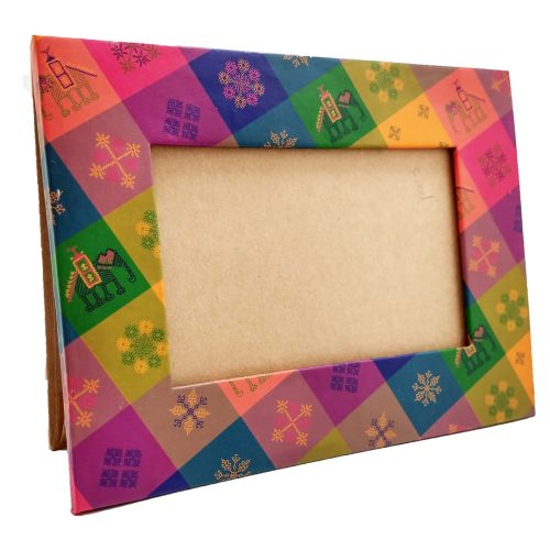 Picture Frame (Centre Window)- Kasuti Theme